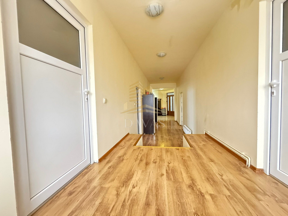 Apartament generos ( 160 MP ) cu 5 camere decomandat | Manastur