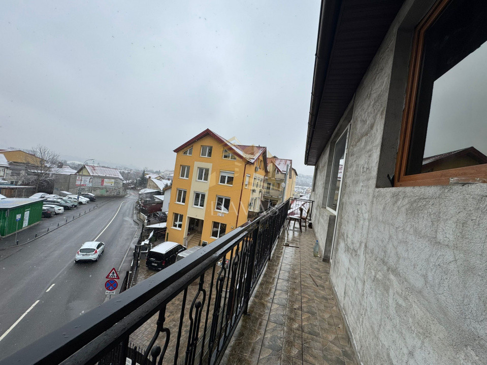 Apartament generos ( 160 MP ) cu 5 camere decomandat | Manastur