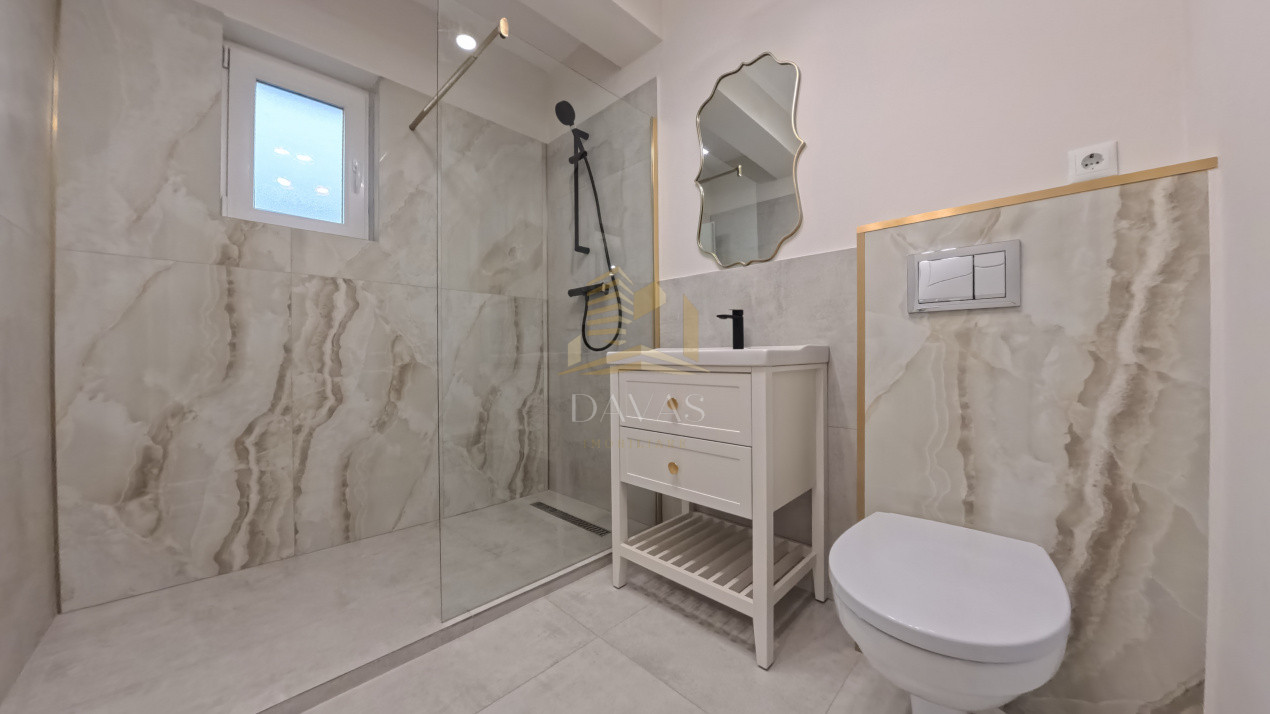 Apartament de 3 camere, compartimentare semidecomandata | Floresti 