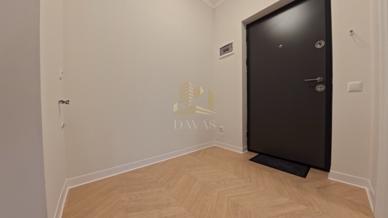 Apartament de 3 camere, compartimentare semidecomandata | Floresti 