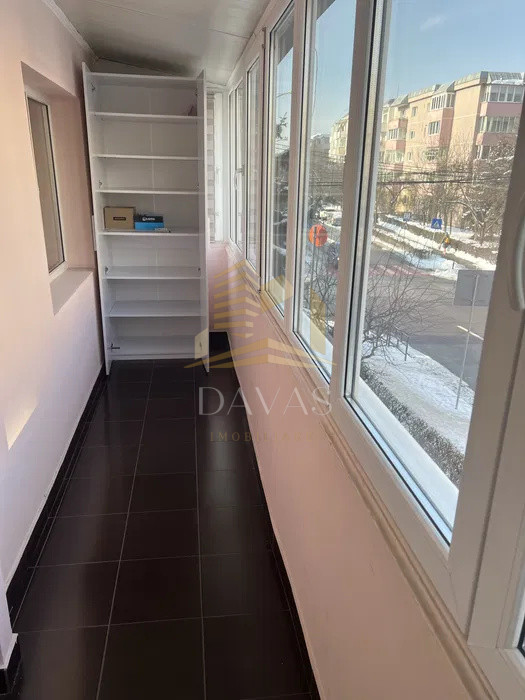 Apartament 4 camere decomandat | The office 