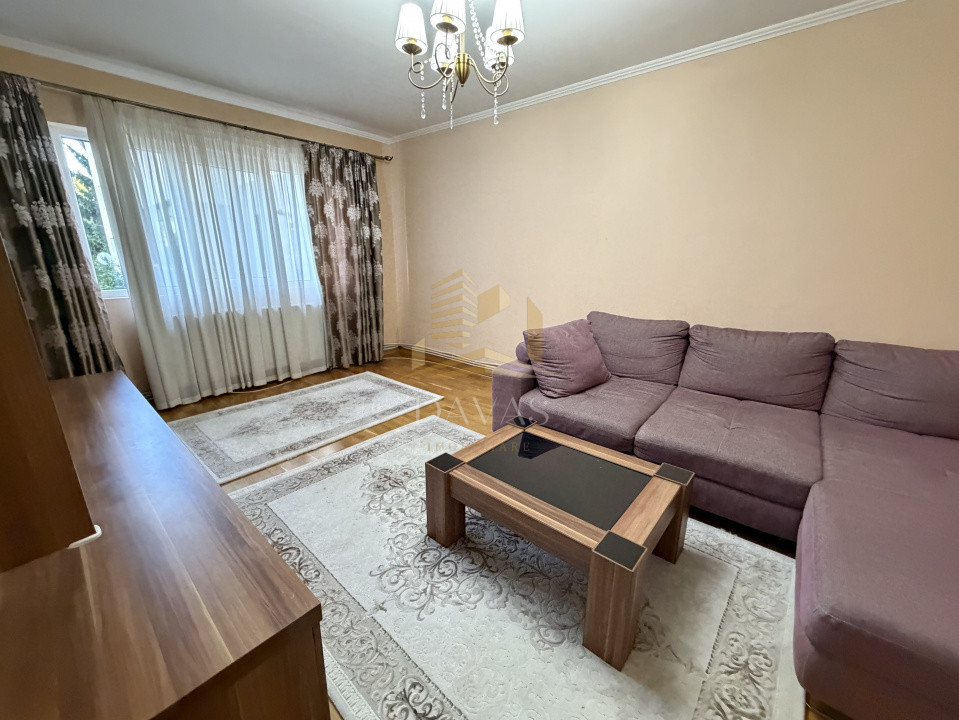 Apartament 4 camere decomandat | The office 