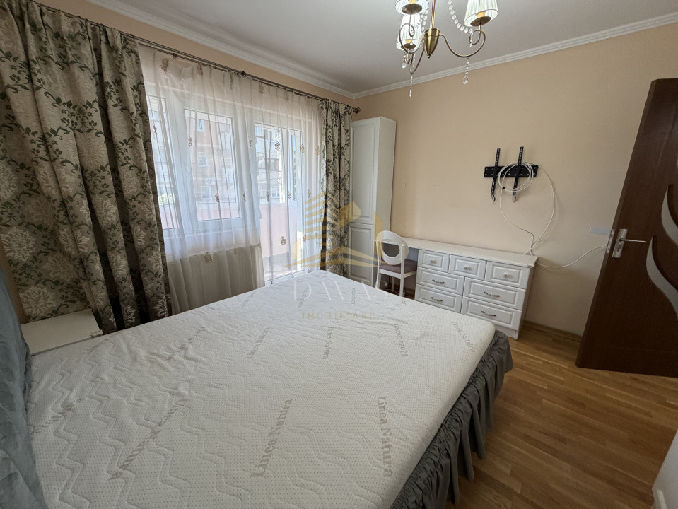 Apartament 4 camere decomandat | The office 