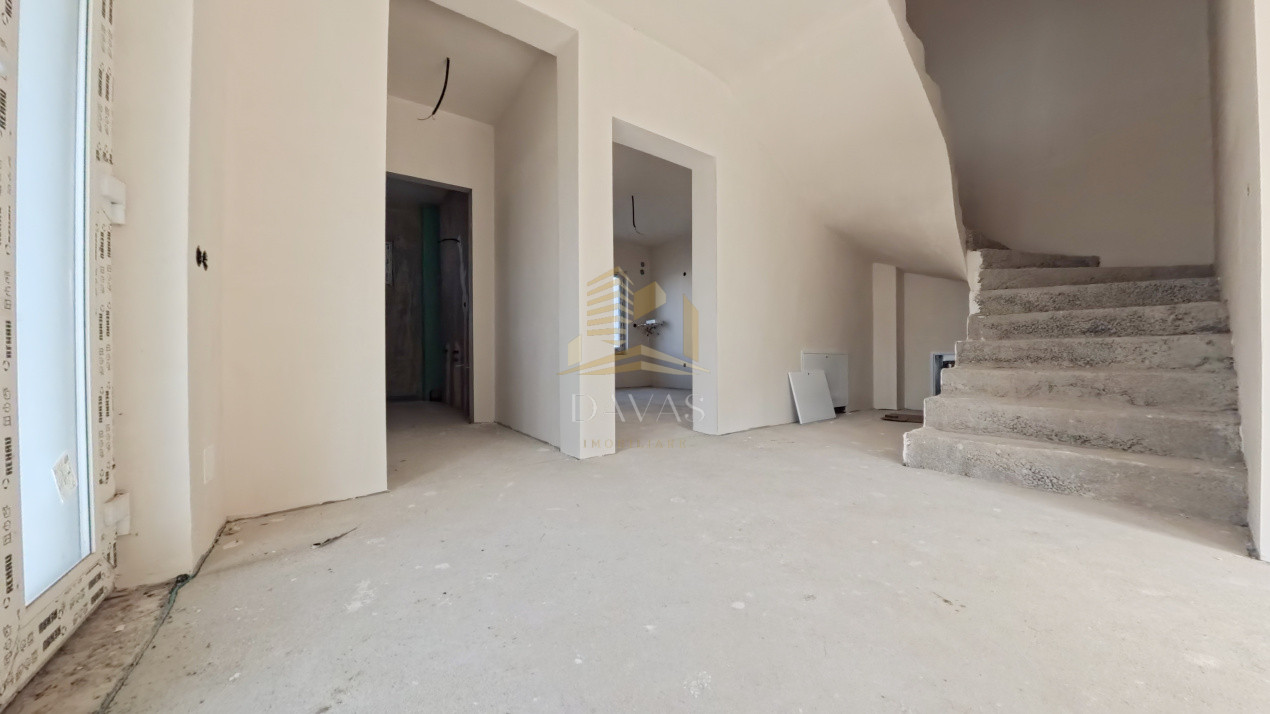 Casa Triplex de vânzare | Florești - Urusagului