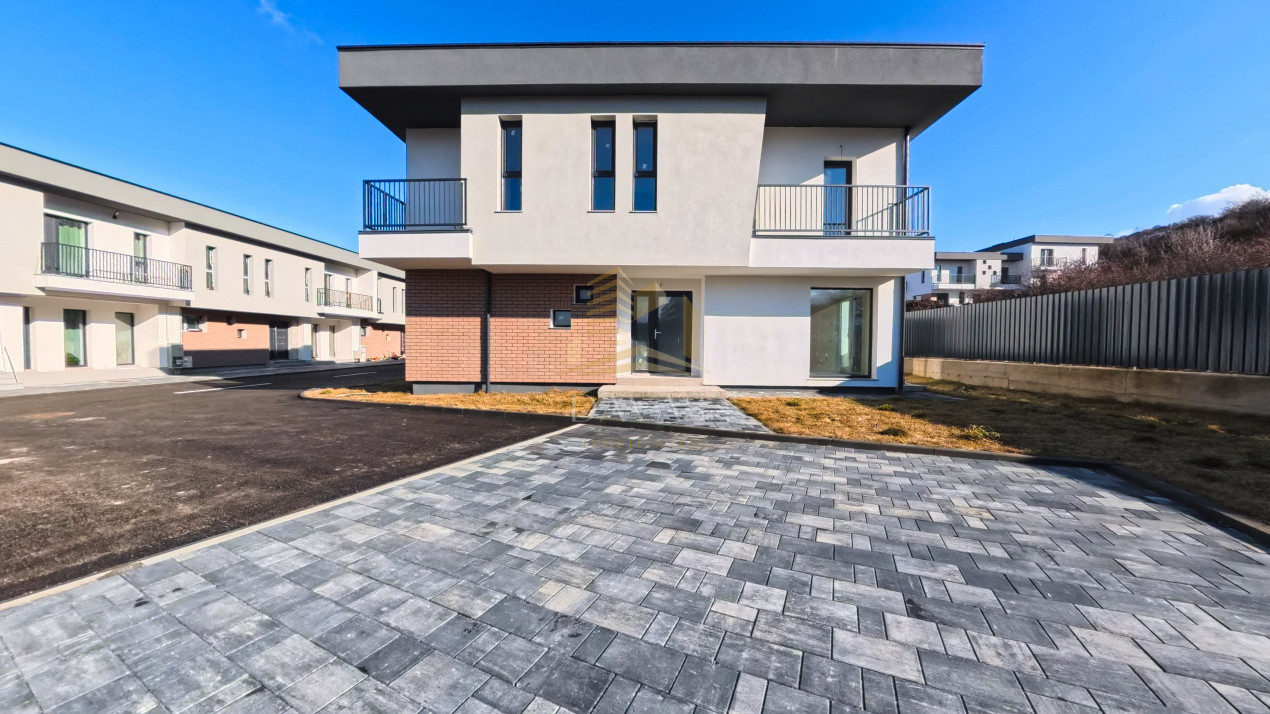 Casa Triplex de vânzare | Florești - Urusagului