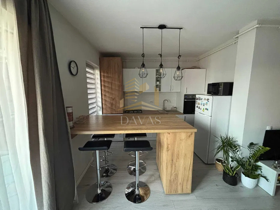 Apartament 2 camere semidecomandat + Parcare sub.inclusa in preț | J.Residence