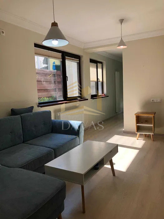 Apartament 3 camere semidecomandat + Parcare inclusă in preț | Grigorescu