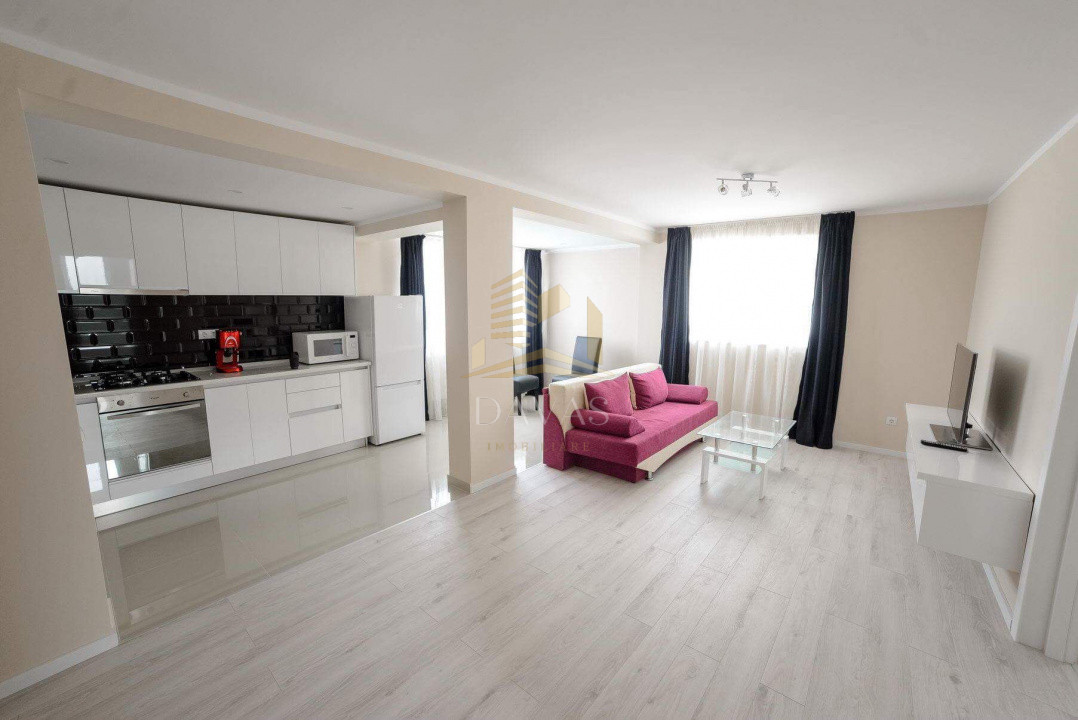 Apartament 2 camere semidecomandat + Parcare inclusă in preț | Manastur