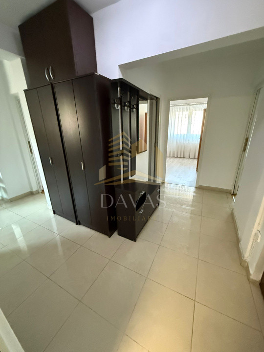 Apartament cu 3 camere decomandate | Teodor Mihali-Iulius Mall |parcare 