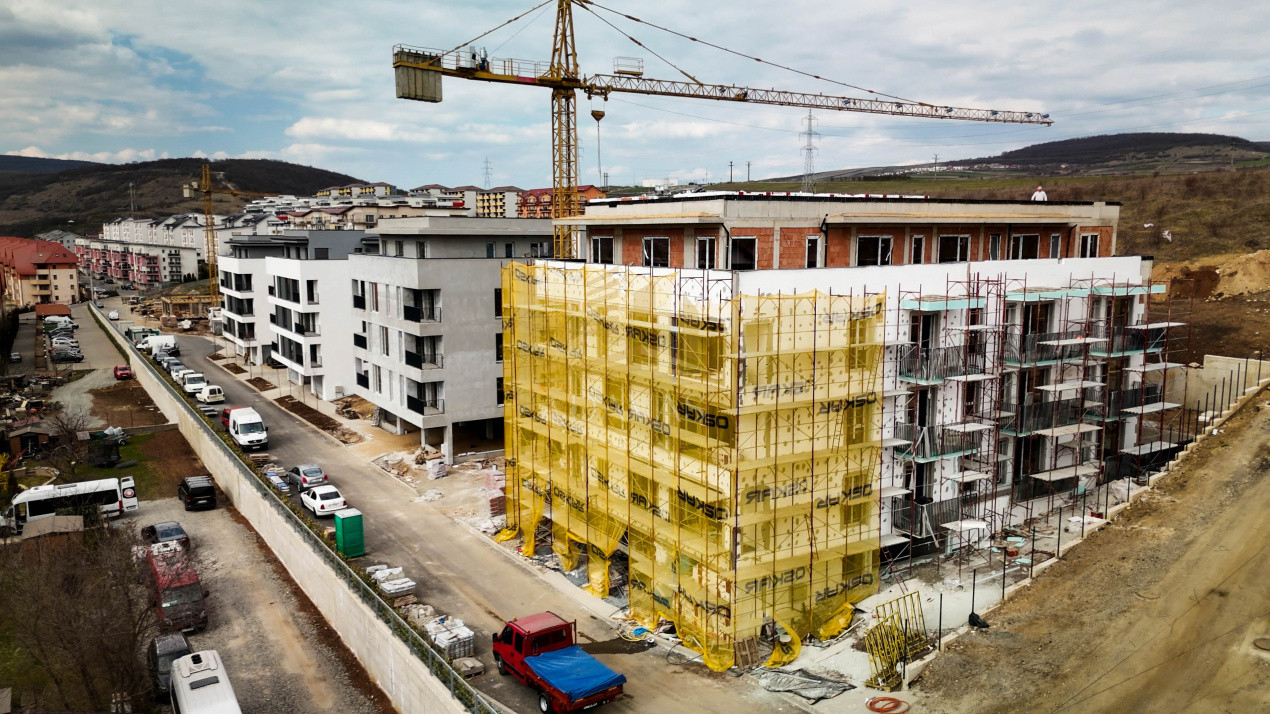 Apartament cu o camera | Baciu | bloc nou | Finisat - parcare inclusa