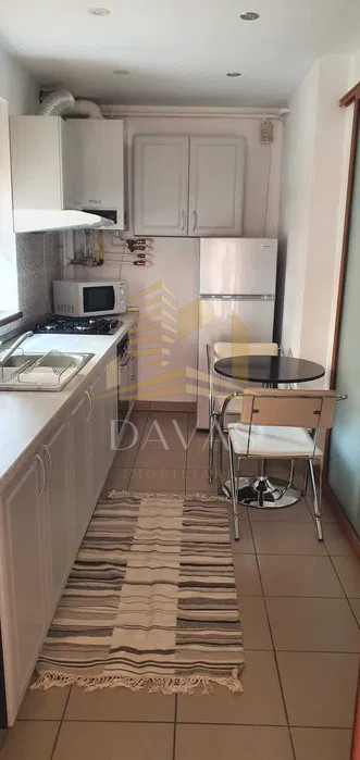 Apartament 2 camere decomandat + grădină 80mp + garaj inclus in preț | Zorilor