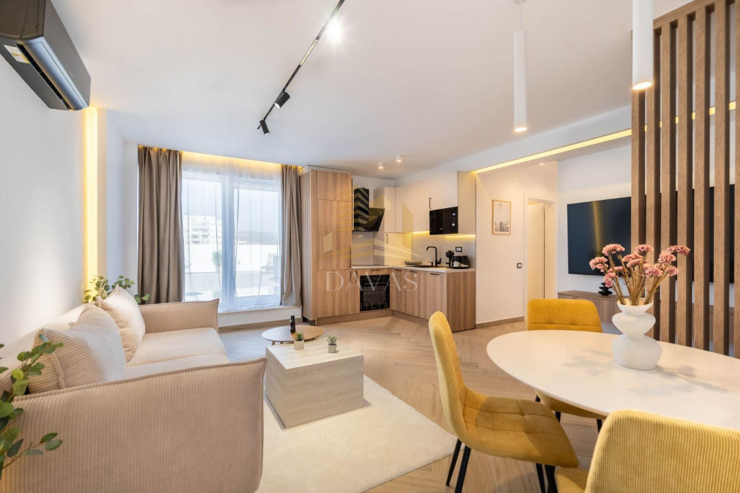 Penthouse ultrafinisat de închiriat + Terasa 250mp | Jacuzzi | Iulius Mall