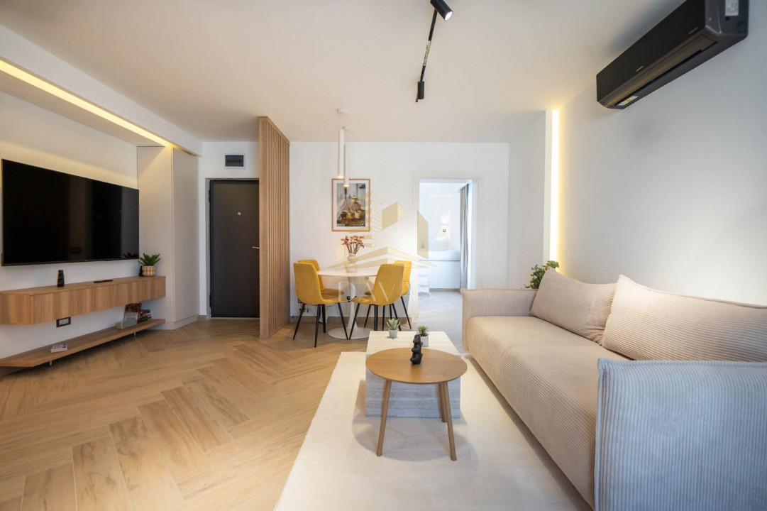 Penthouse ultrafinisat de închiriat + Terasa 250mp | Jacuzzi | Iulius Mall