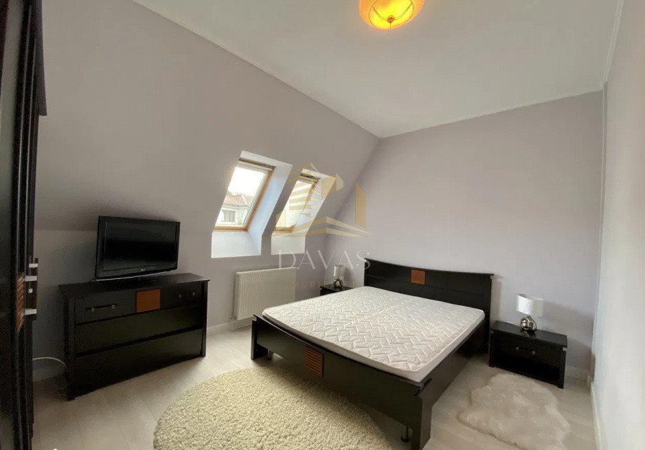 Apartament 3 camere in vila semidecomandat | Parcare inclusă |Andrei Mureșanu 