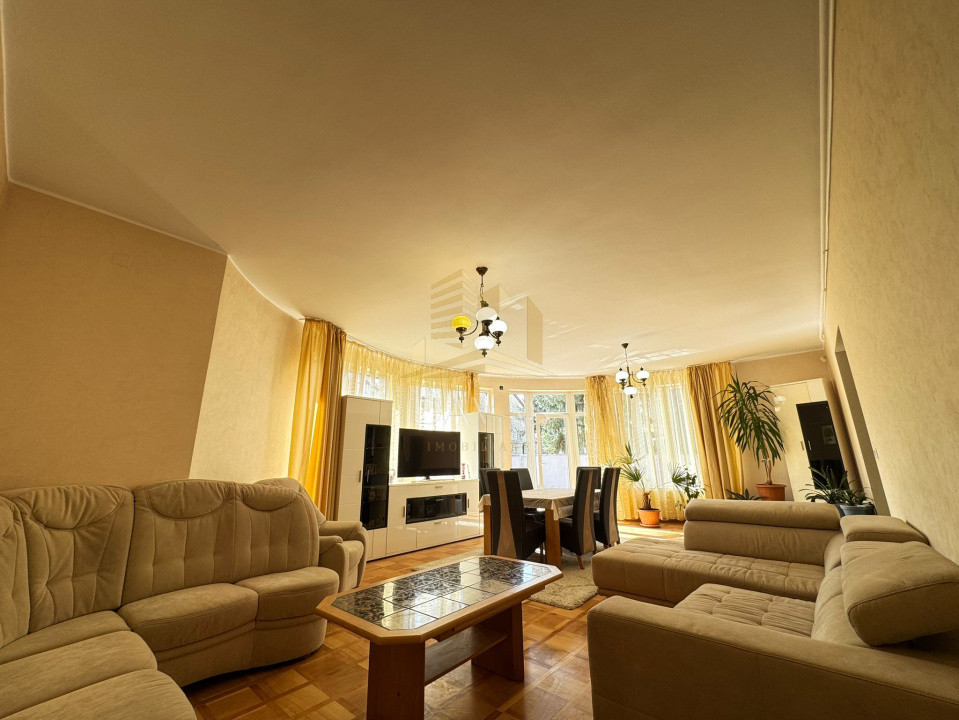 Vilā individuală 7 camere | 320mp | 740mp teren + Garaj inclus in preț | Zorilor