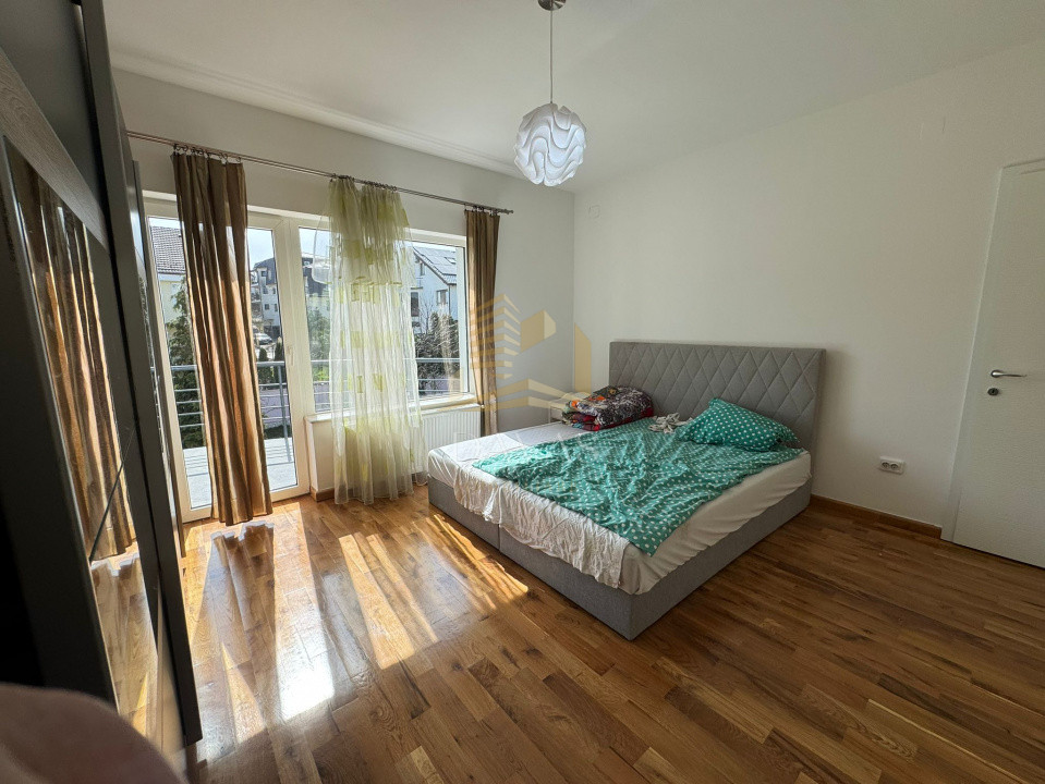 Vilā individuală 7 camere | 320mp | 740mp teren + Garaj inclus in preț | Zorilor