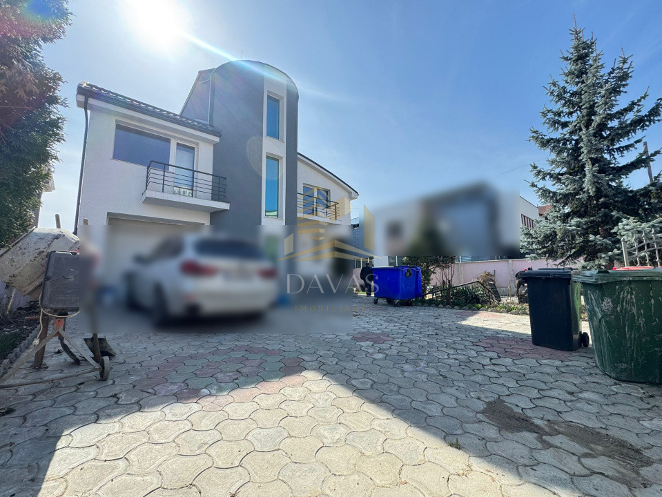 Vilā individuală 7 camere | 320mp | 740mp teren + Garaj inclus in preț | Zorilor