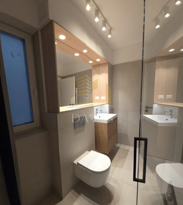 Apartament 2 camere semidecomandat + parcare subterana inclusă | Platinia