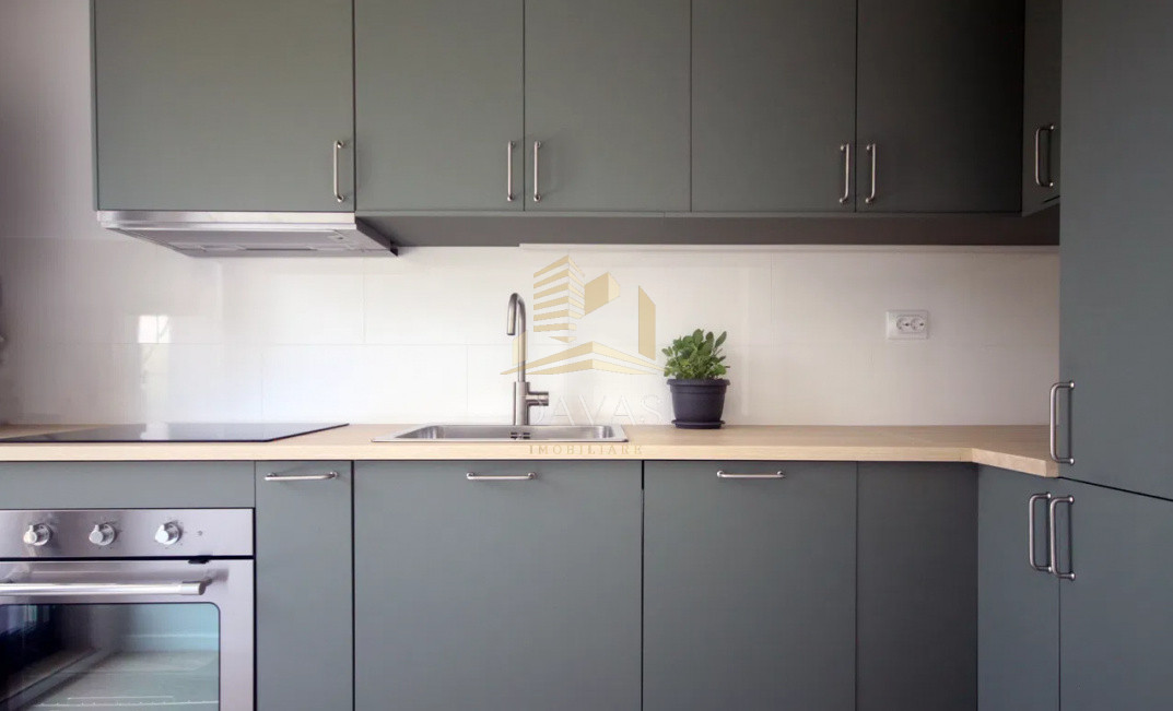 Apartament 2 camere semidecomandat + parcare subterana inclusă|Rozelor Residence