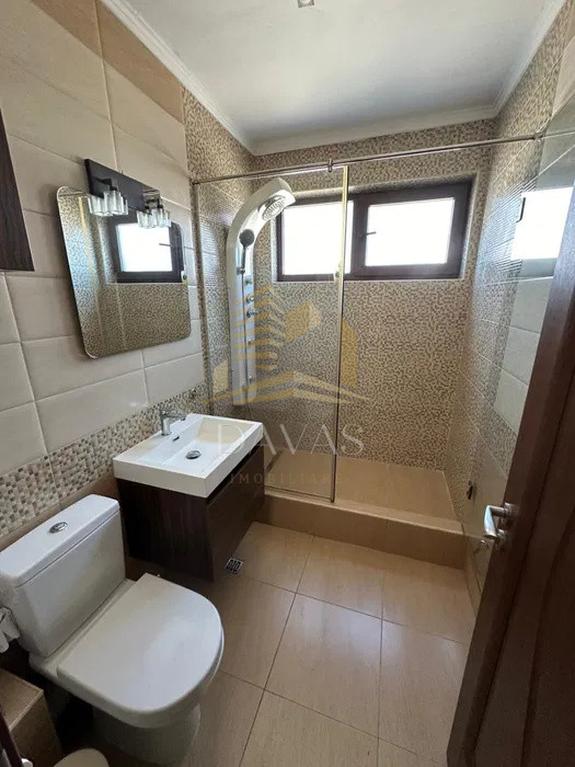 Apartament 3 camere decomandat + 2 locuri de parcare incluse in preț | Zorilor