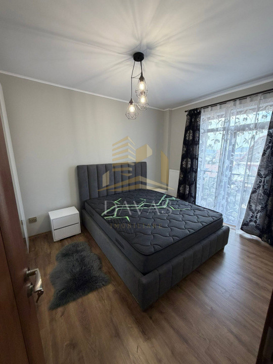 Apartament 3 camere decomandat + 2 locuri de parcare incluse in preț | Zorilor