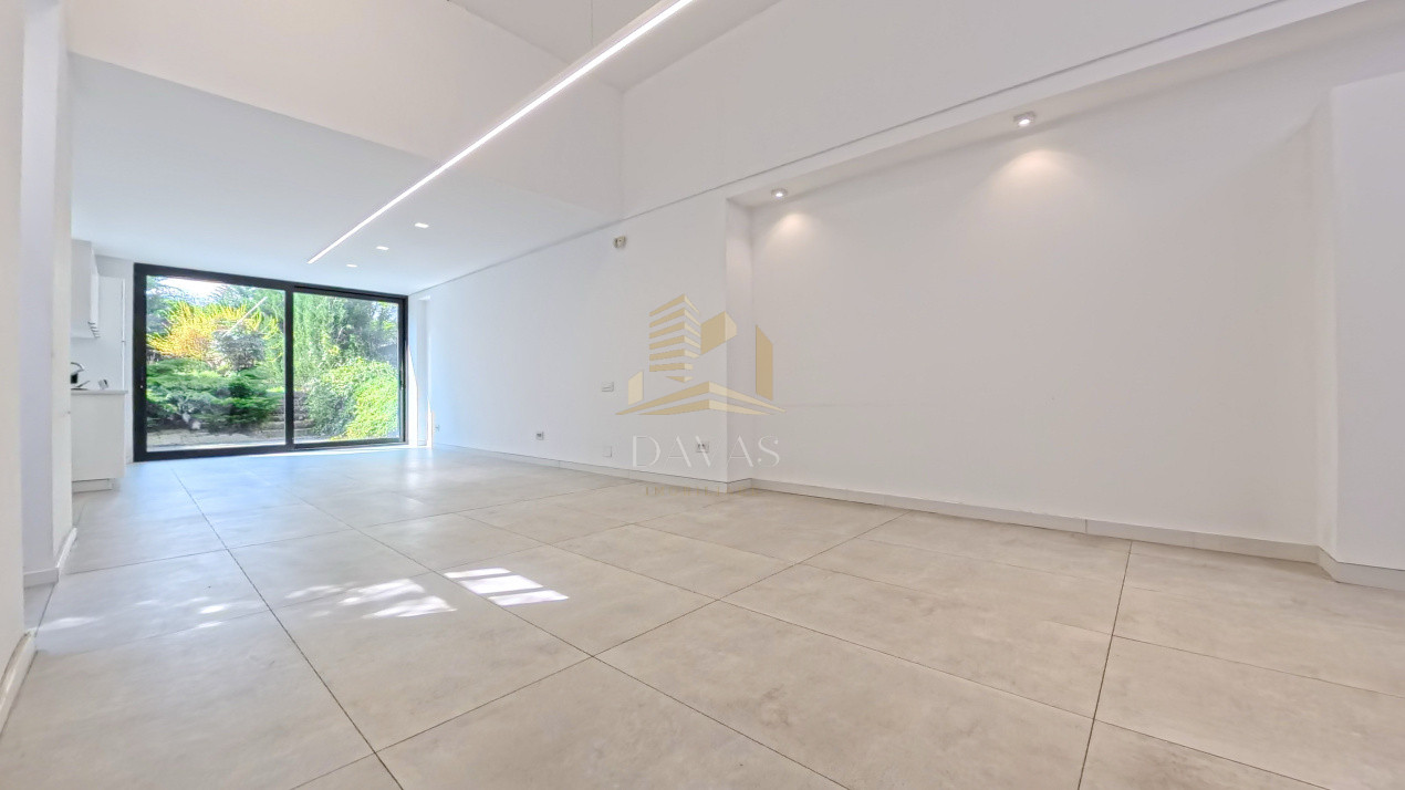 Spatiul comercial de închiriat | Andrei Muresanu