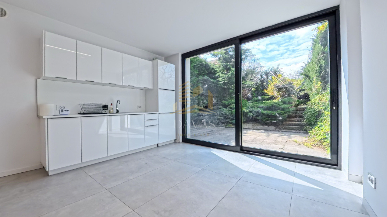 Spatiul comercial de închiriat | Andrei Muresanu