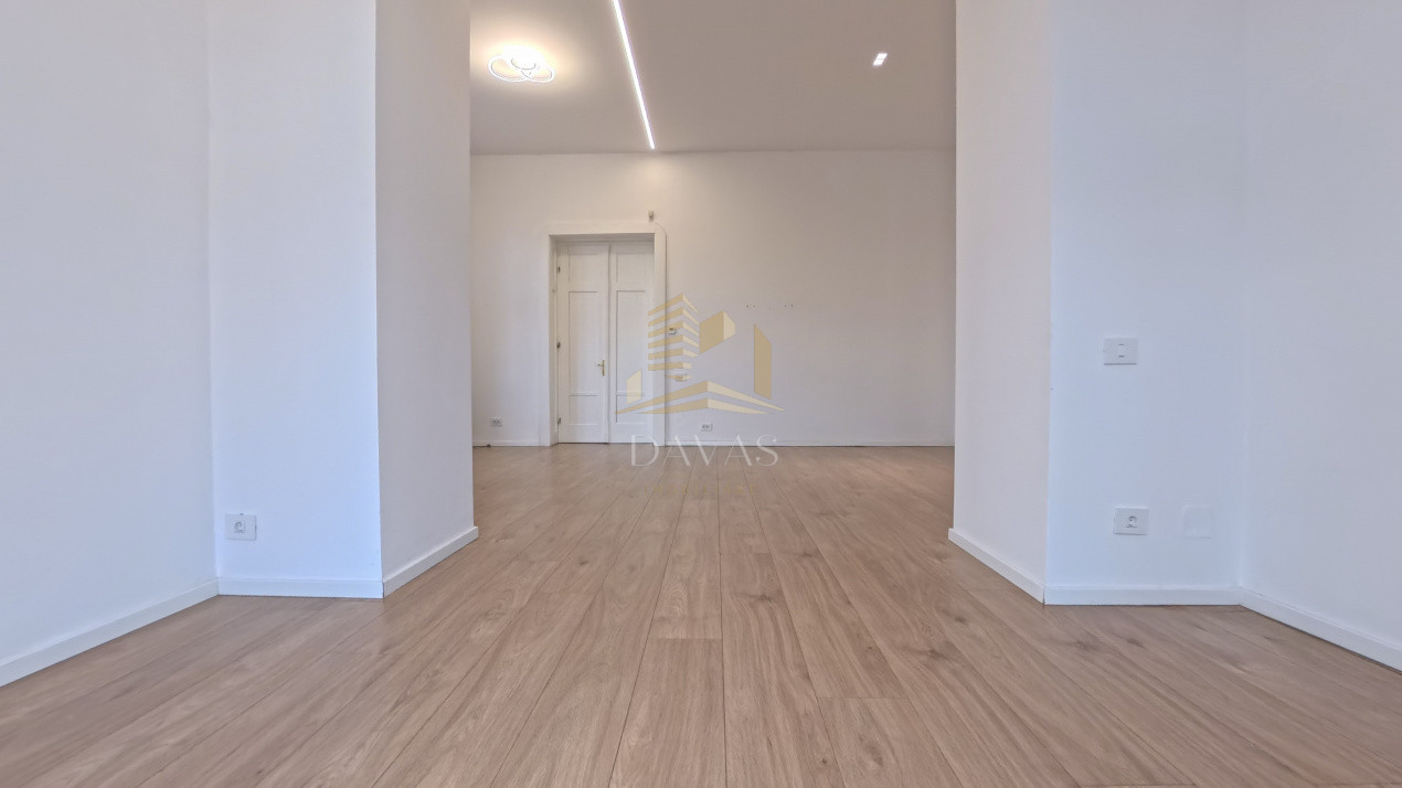 Spatiul comercial de închiriat | Andrei Muresanu