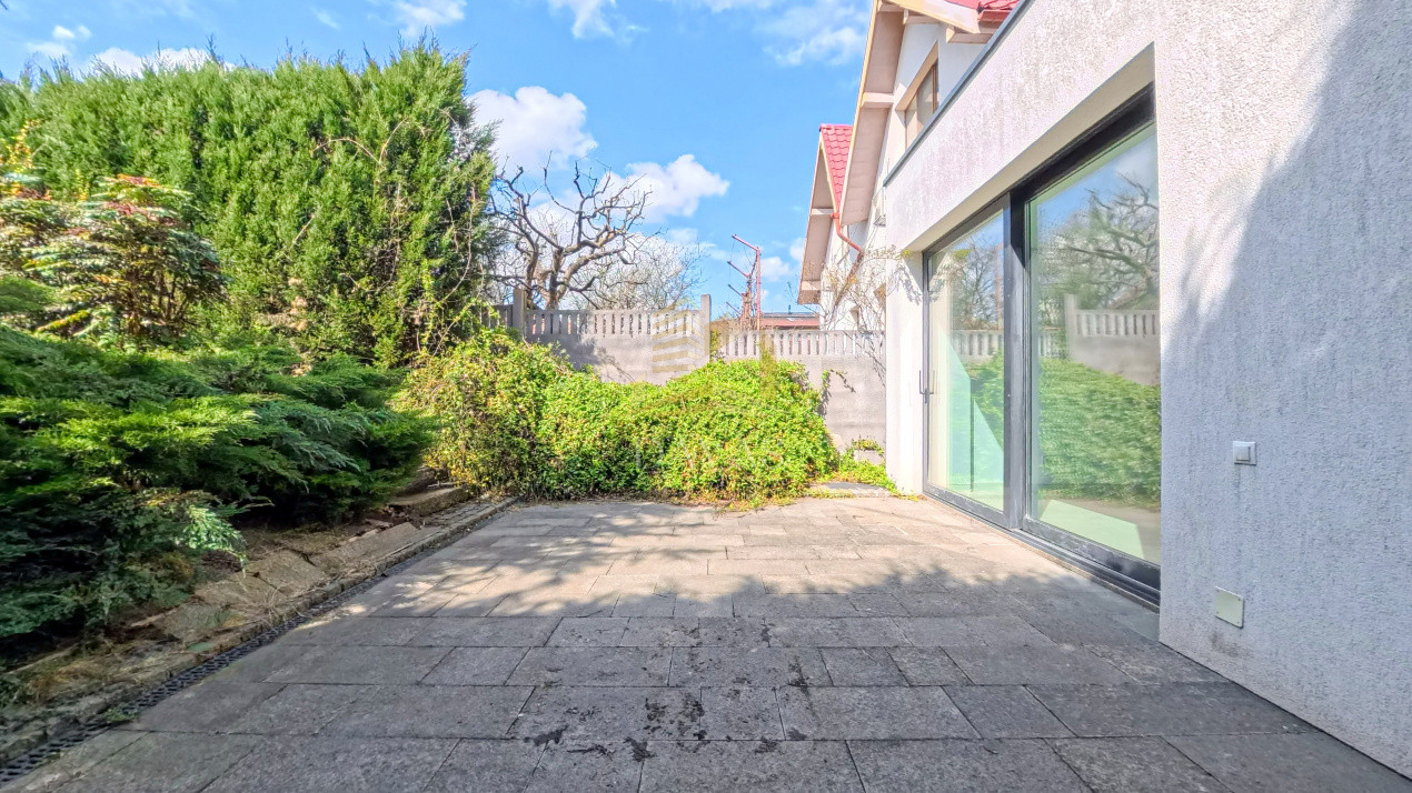 Spatiul comercial de închiriat | Andrei Muresanu