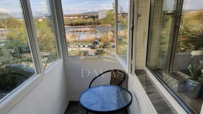 Apartament 3 camere semidecomandat | Între Lacuri 