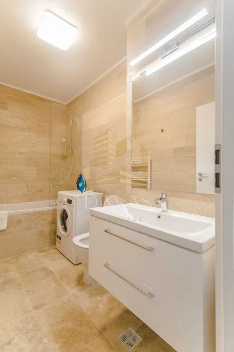 Apartament 2 camere decomandat + Parcare subterana inclusă in preț  | Park Lake