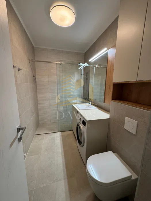 Apartament 2 camere semidecomandat |Grădină  77mp| Parcare inclusă| Record Park|