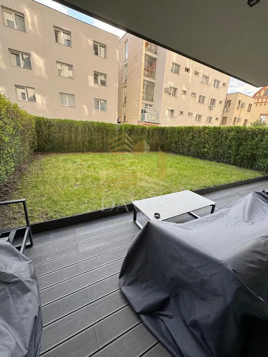 Apartament 2 camere semidecomandat |Grădină  77mp| Parcare inclusă| Record Park|