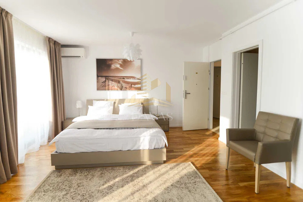 Apartament 3 camere decomandat | Terasa 15mp+parcare inclusă in preț | Park Lake