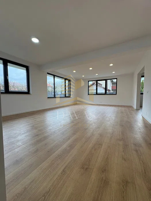 Vila individuală PREMIUM | 6 camere | 220mp utili | 300mp teren | Gheorgheni 