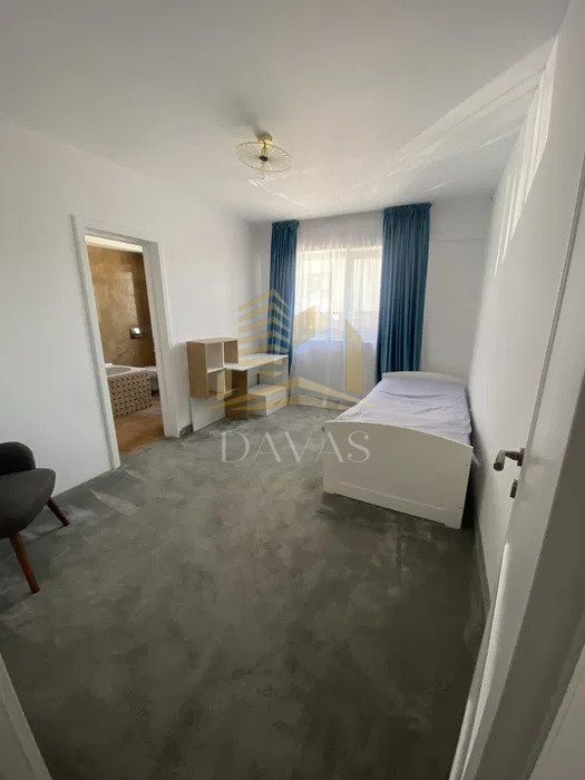 Apartament 4 camere semidecomandat 125 mp | Borhanci | 3 parcări incluse in preț