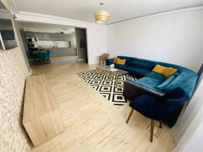 Apartament 4 camere semidecomandat 125 mp | Borhanci | 3 parcări incluse in preț