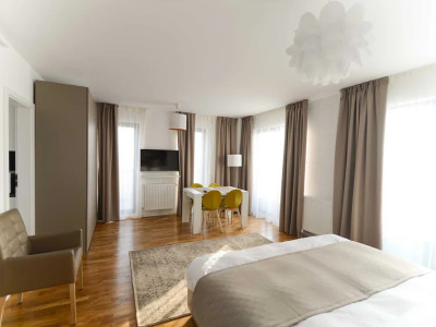 Apartament 3 camere decomandat | Terasa 15mp+parcare inclusă in preț | Park Lake