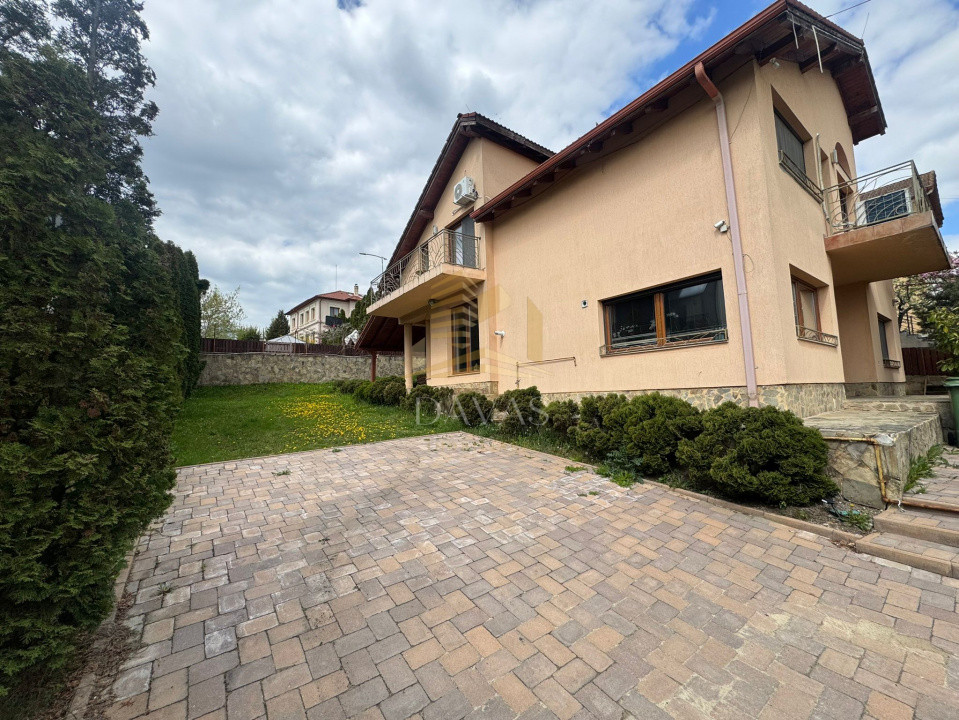 Vila de închiriat | 220mp utili | 300mp teren | Jacuzzi | Buna Ziua | 5 camere