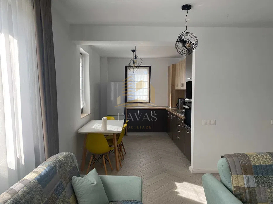 Apartament 3 camere semidecomandat + Parcare subterana inclusa in preț | Europa