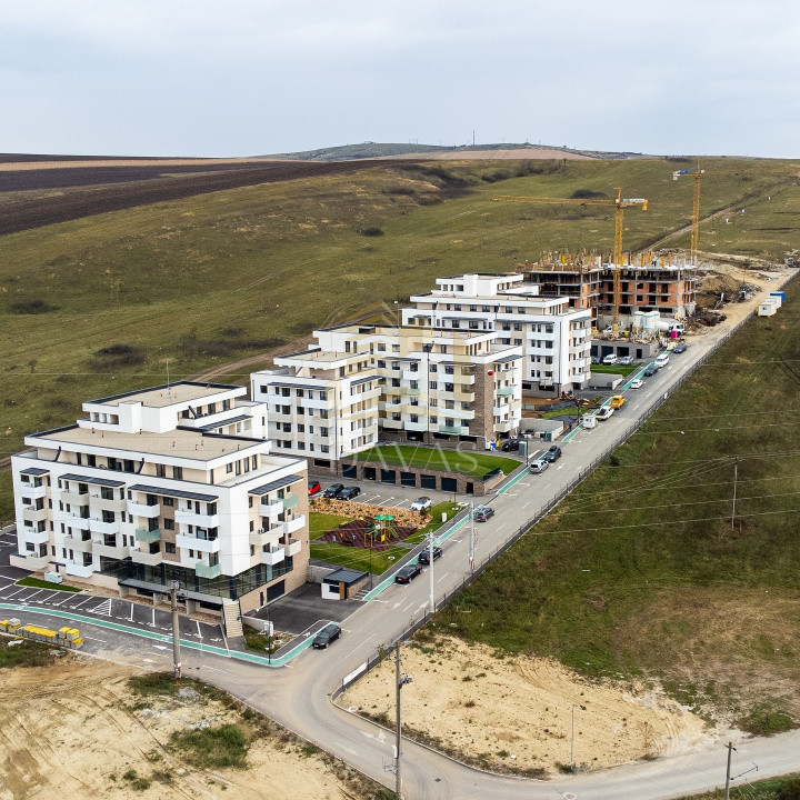 Apartament de 3 camere semidecomandat | Estimo Park - Apahida | 2 balcoane