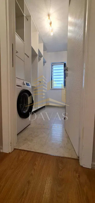 Apartament 3 camere semidecomandat + Parcare subterana inclusa in preț|Buna Ziua