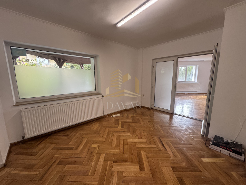 Casă individuală 11 camere 600mp utili | 1.500mp teren | Bună ziua 