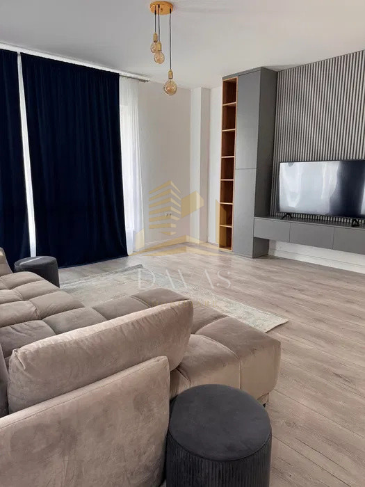  Duplex 4 camere  decomandat 170mp| 300mp Teren | Dâmbul Rotund |Parcare inclusă
