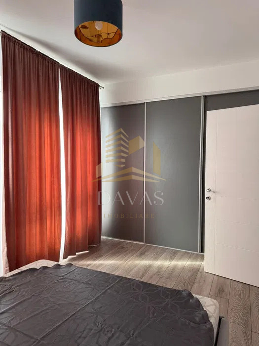  Duplex 4 camere  decomandat 170mp| 300mp Teren | Dâmbul Rotund |Parcare inclusă
