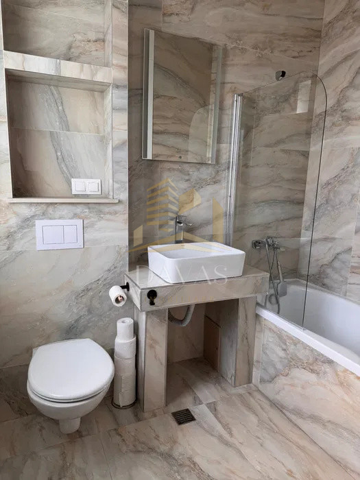  Duplex 4 camere  decomandat 170mp| 300mp Teren | Dâmbul Rotund |Parcare inclusă