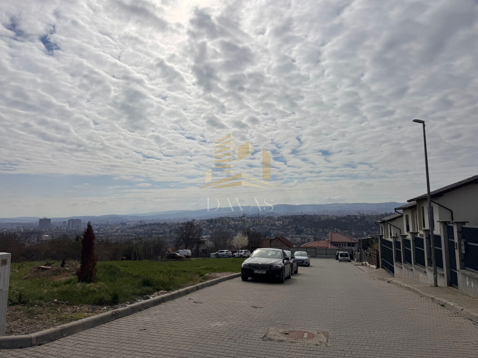  Duplex 4 camere  decomandat 170mp| 300mp Teren | Dâmbul Rotund |Parcare inclusă