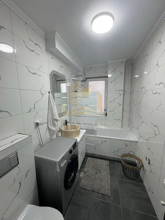 Apartament 2 camere semidecomandat + Parcare subterana inclusă  | Europa