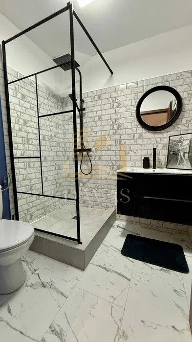 Apartament 3 camere semidecomandat | Central | Modern | 90mp | Terasa