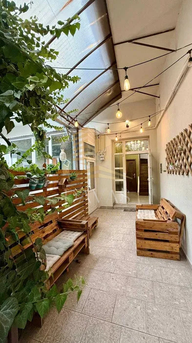 Apartament 3 camere semidecomandat | Central | Modern | 90mp | Terasa